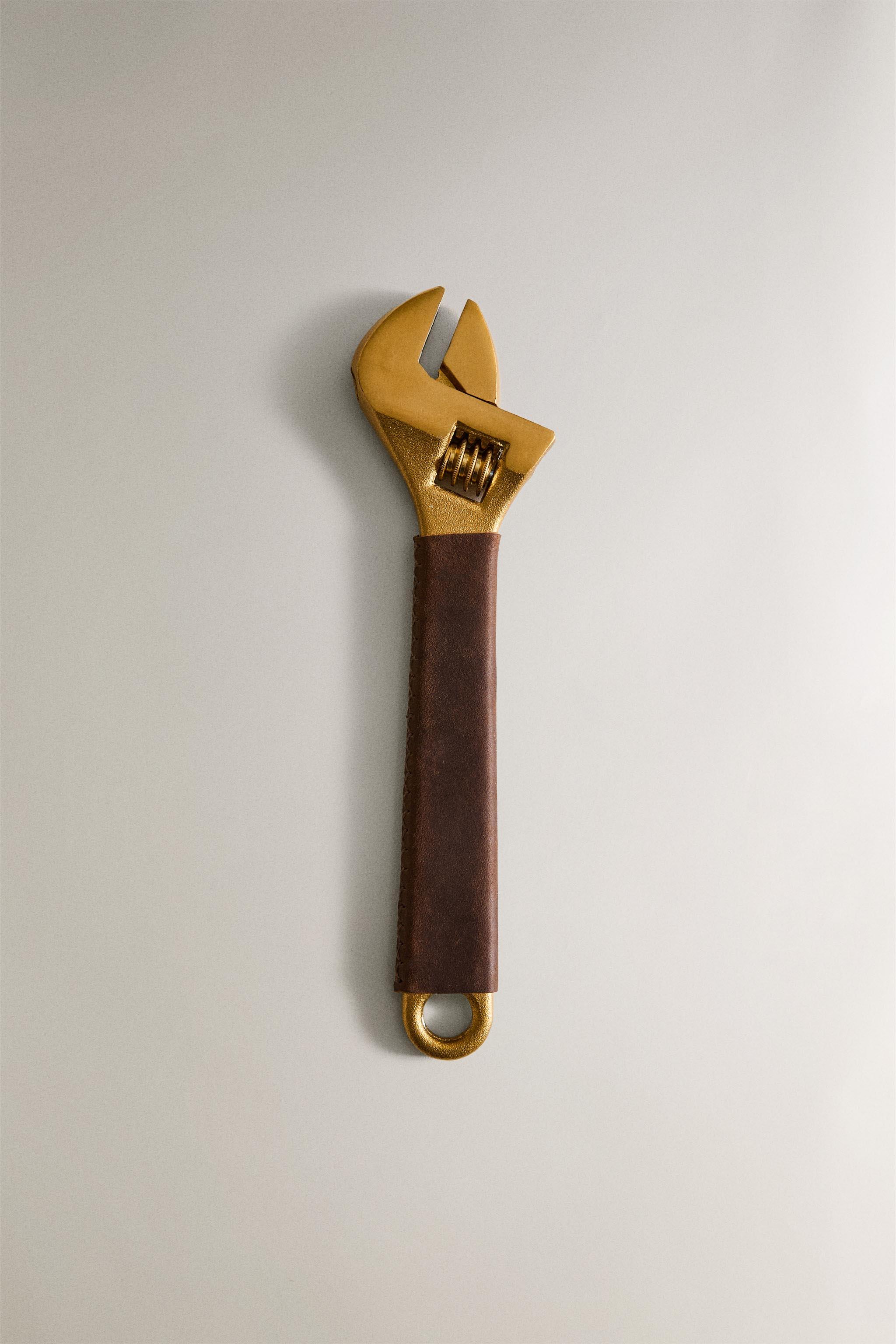 STEEL WRENCH WITH LEATHER HANDLE